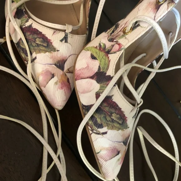 BCBGeneration Hayes Watercolor Floral Chalk Lace Up Heels - Picture 6 of 10